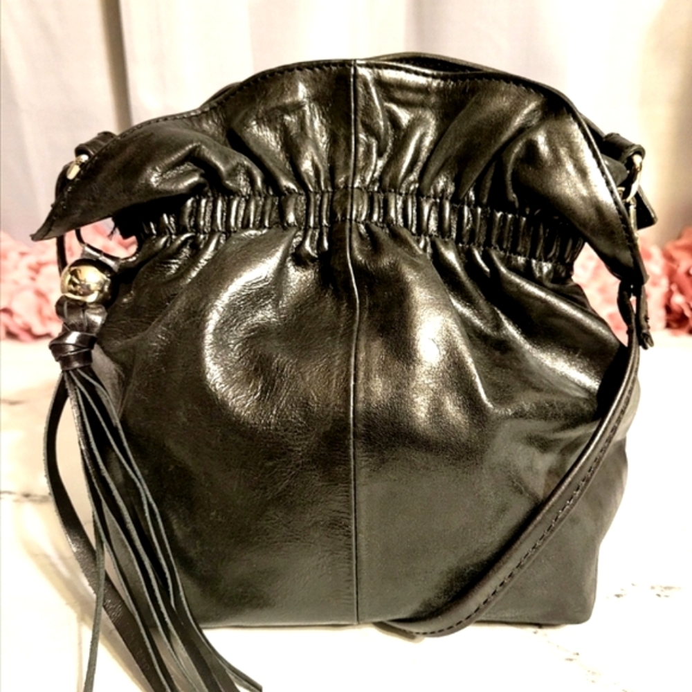 HOBO The Original Vintage Black Leather Cinched Top Crossbody Bag